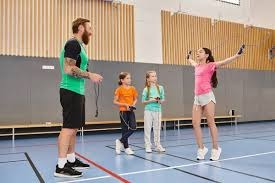 莱巴金娜创造优势后网前精彩一分